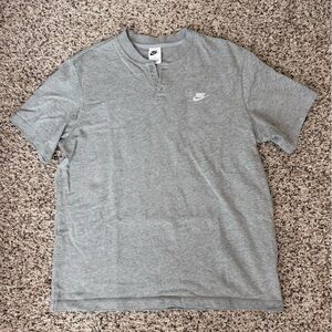 Nike Men's Heather Gray Short Sleeve Tee